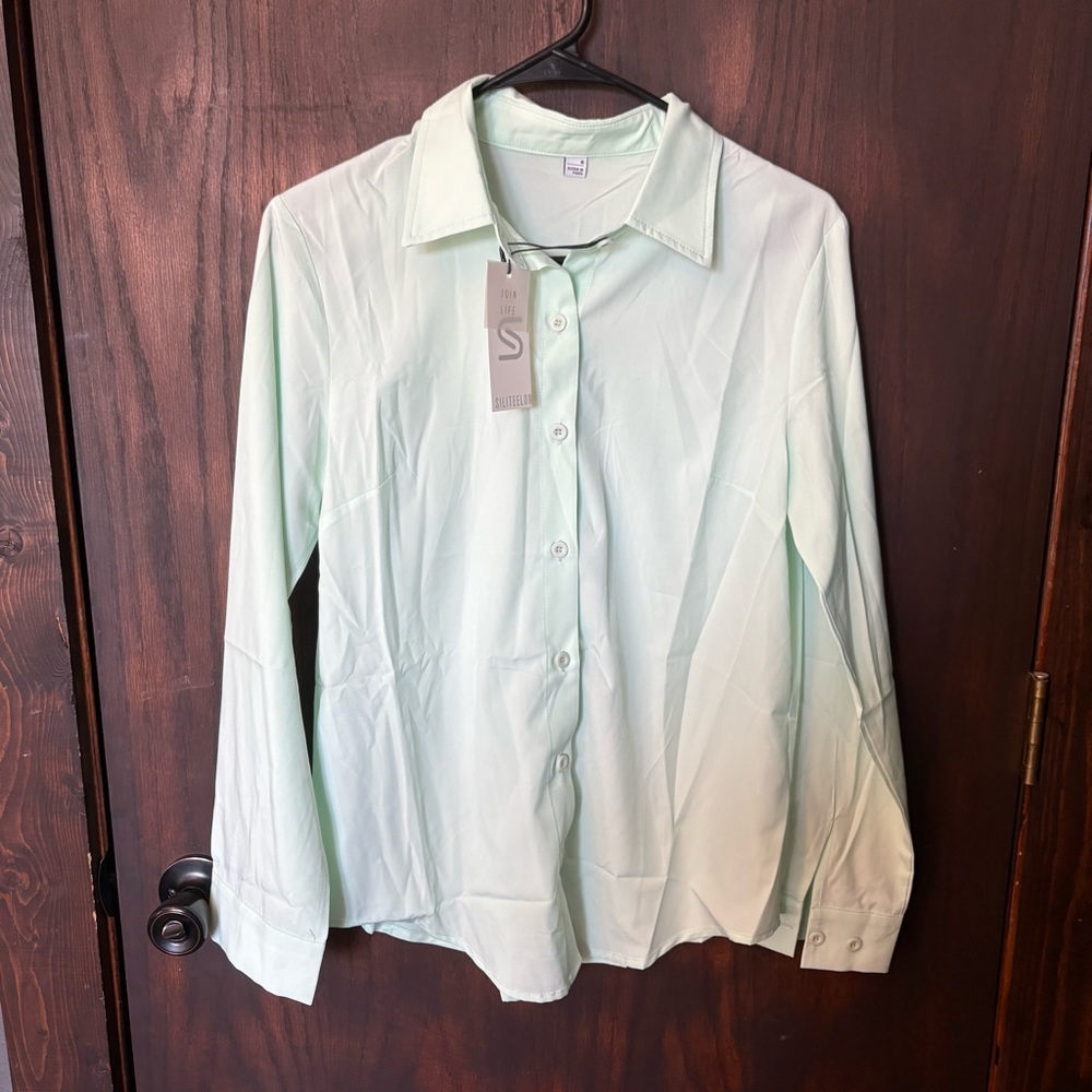 Siliteelon Womens Mint Green Long Sleeve Button Down Blouse Shirt Small NWT
